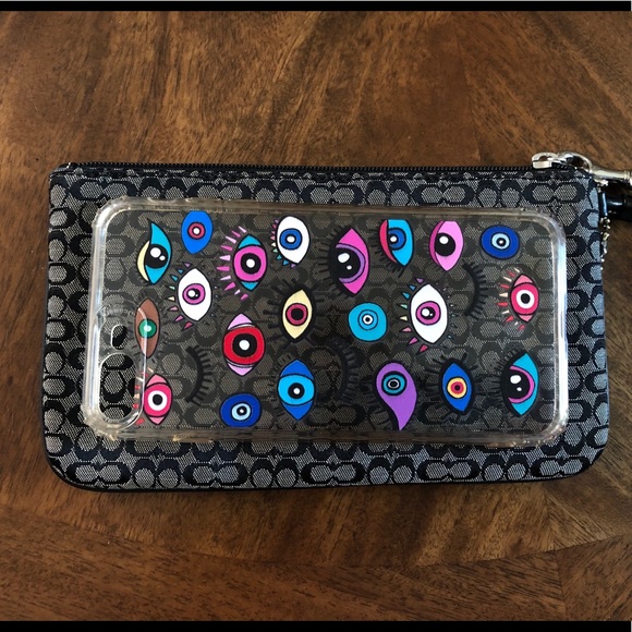 COACH wristlet - Picture 10 of 10